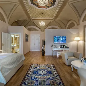 Hotell Little King U Malvaze Prag