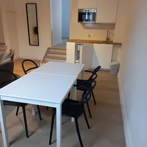 Apartment Flats - D'ici D'ailleurs